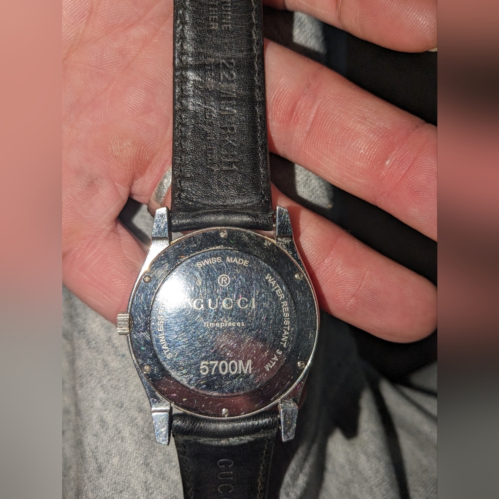 Gucci watch - Picture 3 of 4